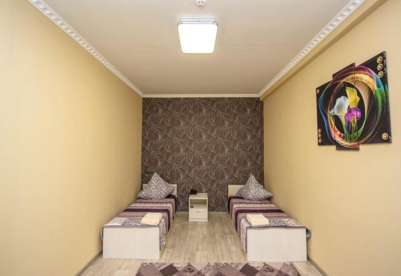 Silk Way Hotel Atiraw Buitenkant foto